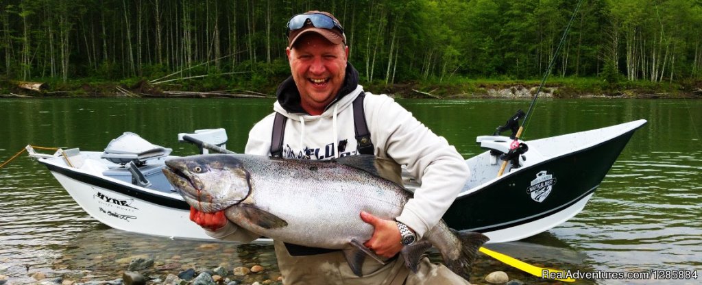 Big Tyee Smiles | River & Ocean Guides & Charter Fishing Northern BC | Image #3/4 | 