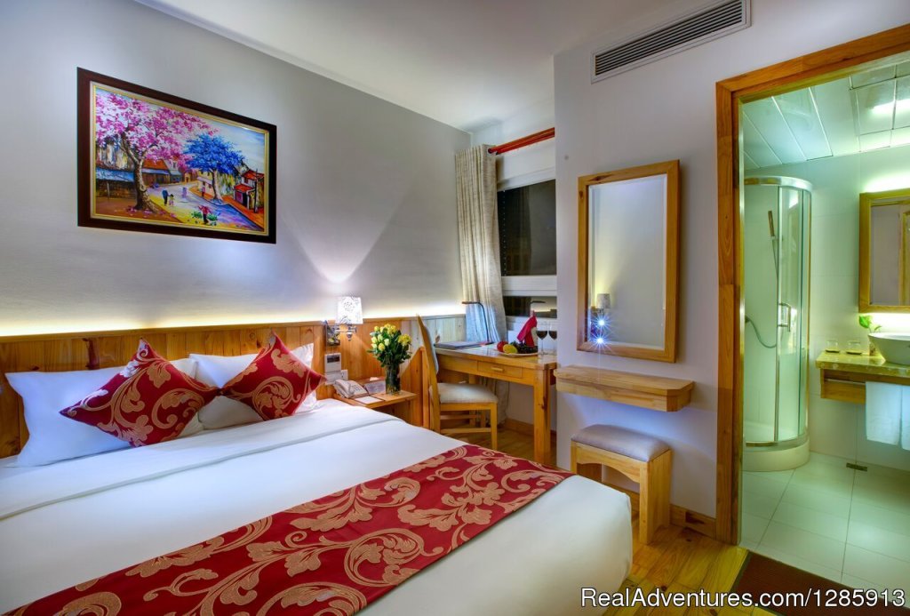 Viet View Hotel | Vietnam Classic tour 10days  from South to North | Image #7/12 | 