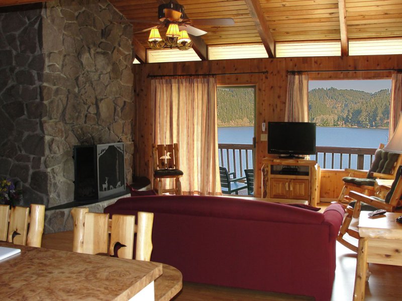 Waterfront - Living Room | Loon Lake Lodge and RV Resort | Image #3/10 | 