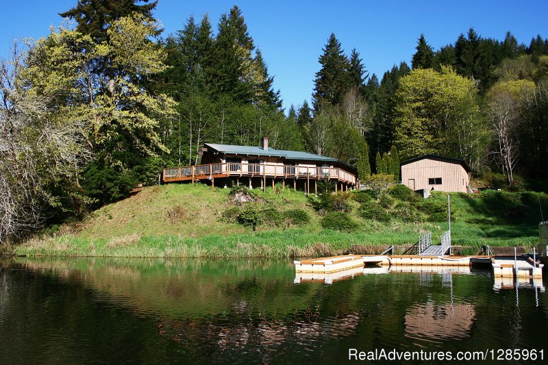 Waterfront | Loon Lake Lodge and RV Resort | Reedsport, Oregon  | Hotels & Resorts | Image #1/10 | 