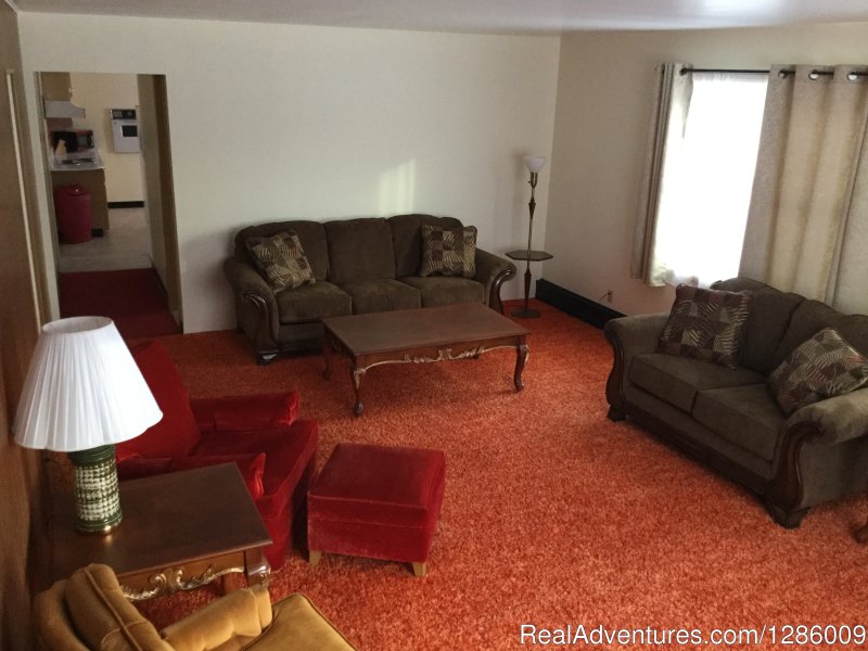 Cozy Suite | Cedars Motel | Image #5/25 | 