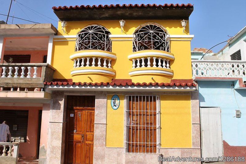 Hostal El Lirio | Trinidad, Cuba | Bed & Breakfasts | Image #1/23 | 