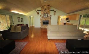 Guadalupe River front vacation rentals @ River Rd | Vacation Rentals New Braunfels, Texas | Vacation Rentals