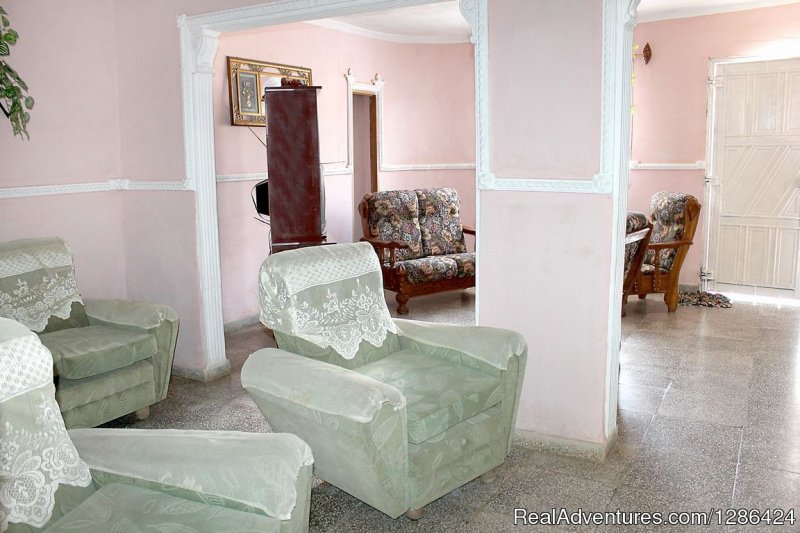 Hostal Lazaro y Yailin | Trinidad, Cuba | Bed & Breakfasts | Image #1/16 | 