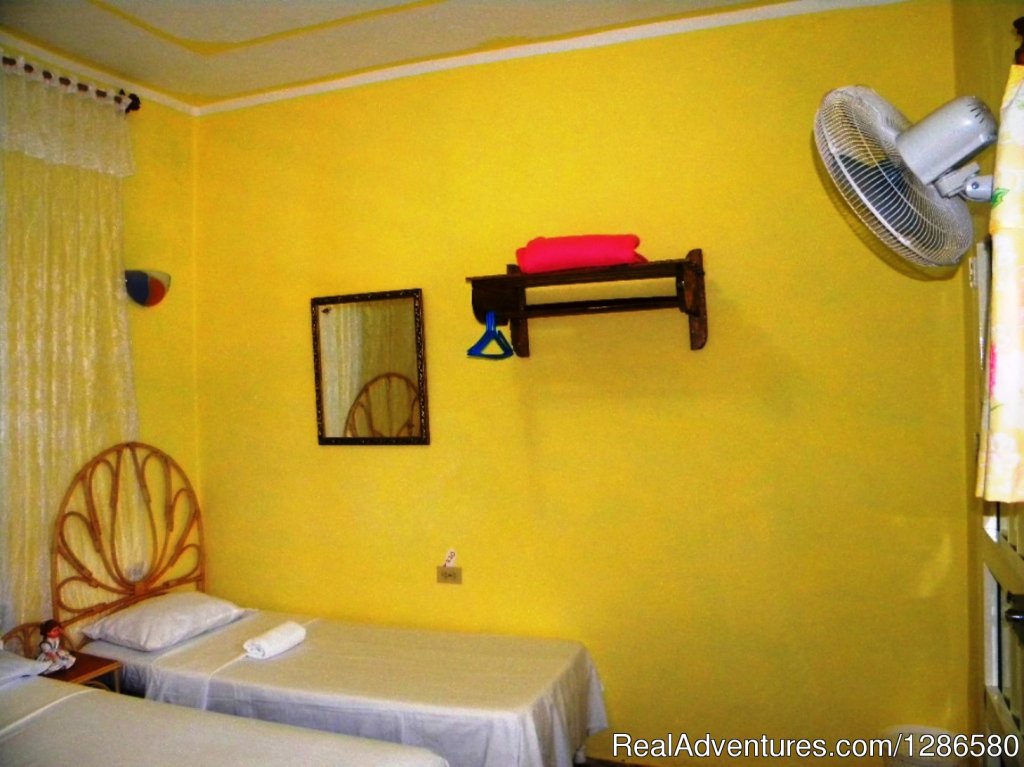 Room2 | Hostal Casa Bocamar | Image #9/22 | 