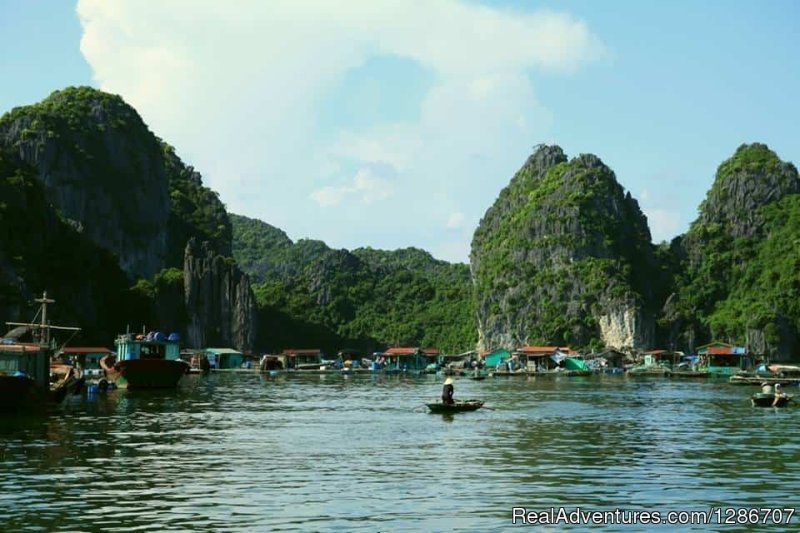Vietnam Tours, Vietnam Holidays, Vietnam Vacations | Vietnam Tours | Ha Noi, Viet Nam, Viet Nam | Sight-Seeing Tours | Image #1/4 | 