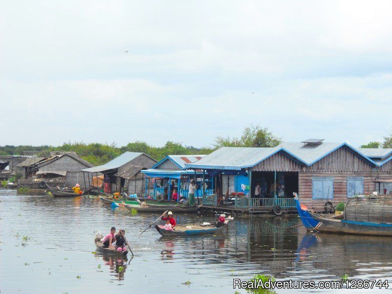 Tonle Sap floating village | Tailor-made Cambodia Tours & Holidays | Image #6/9 | 