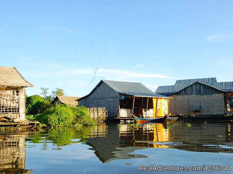 Tonle Sap floating community | Tailor-made Cambodia Tours & Holidays | Image #7/9 | 