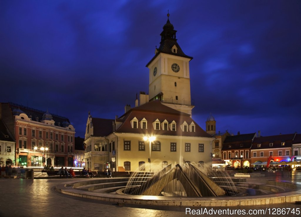 Brasov's old town | Visit Transylvania in a unique maner | Image #5/10 | 