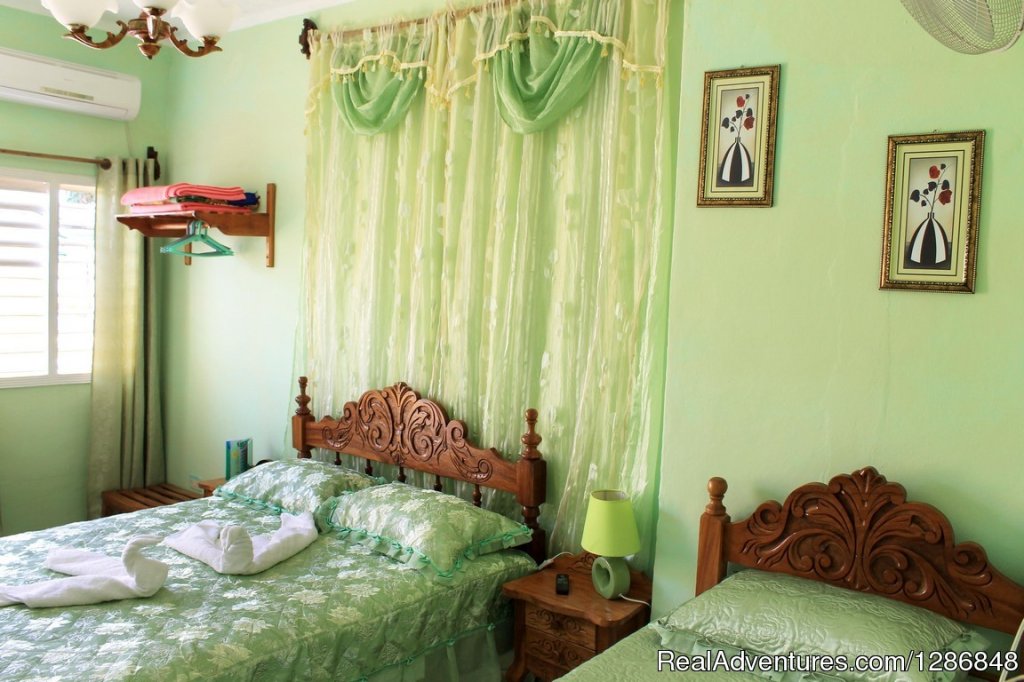 Hostal El Chino | Trinidad, Cuba | Bed & Breakfasts | Image #1/7 | 