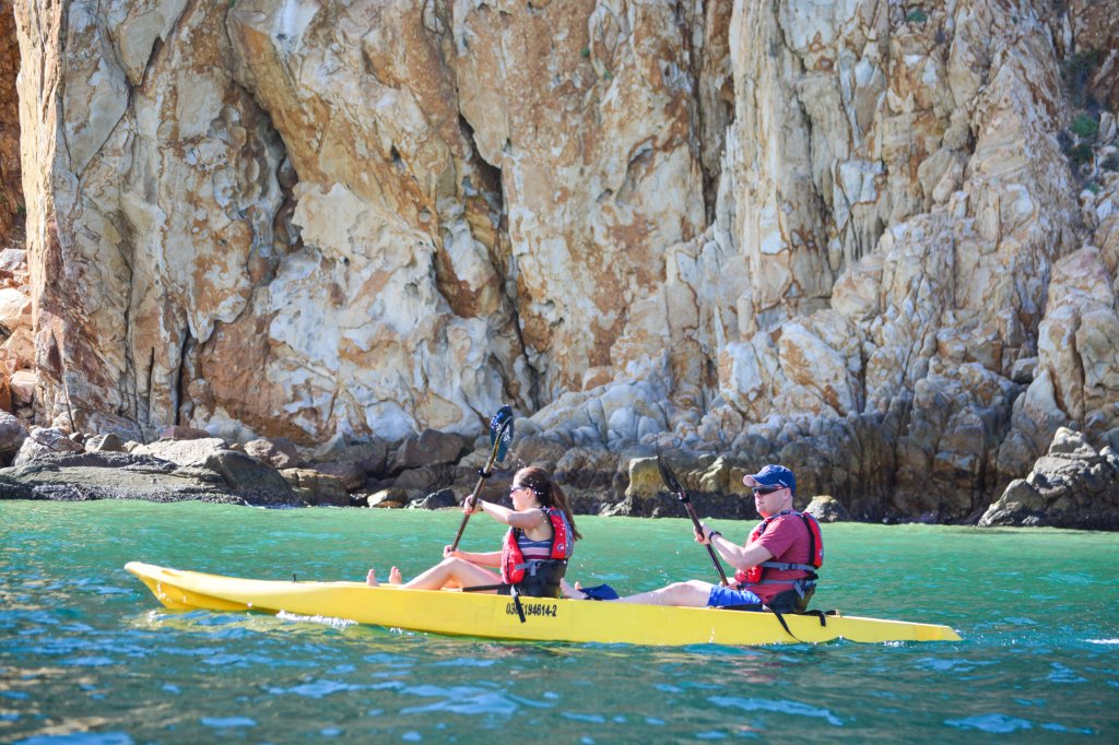 Kayaking At The Arch | High Tide Los Cabos , The Best Ecotours | Image #7/7 | 
