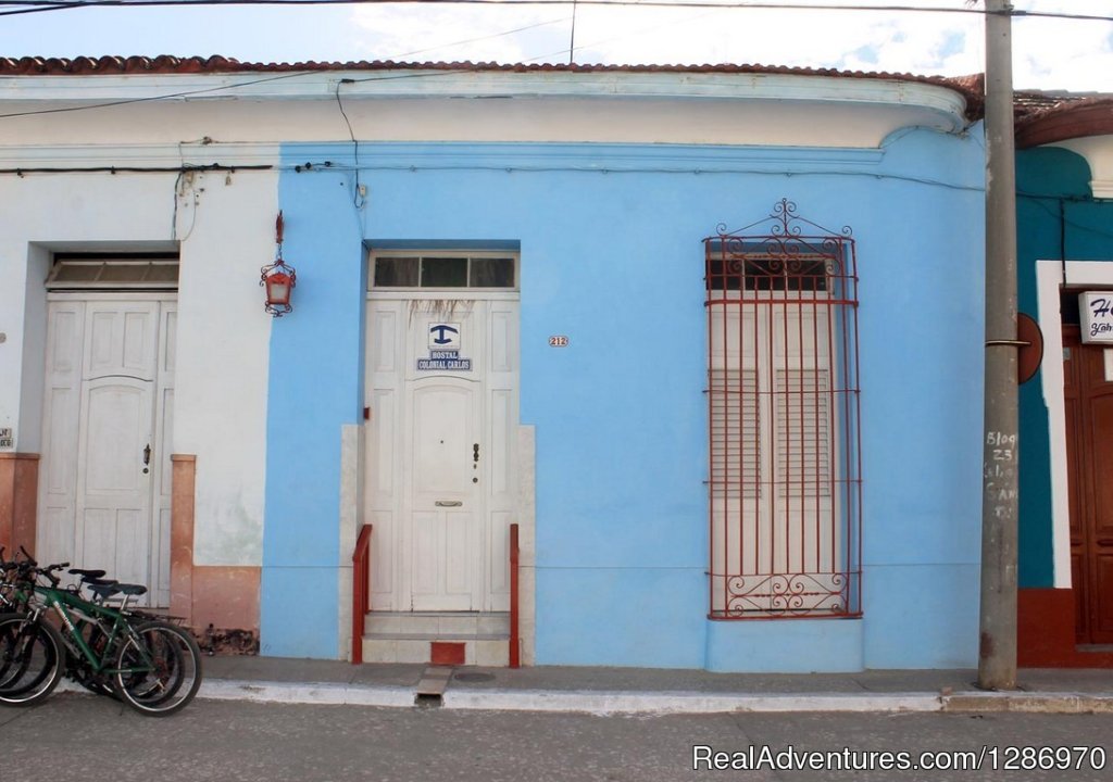 Fachada | Casa Colonial Carlos | Trinidad, Cuba | Bed & Breakfasts | Image #1/7 | 