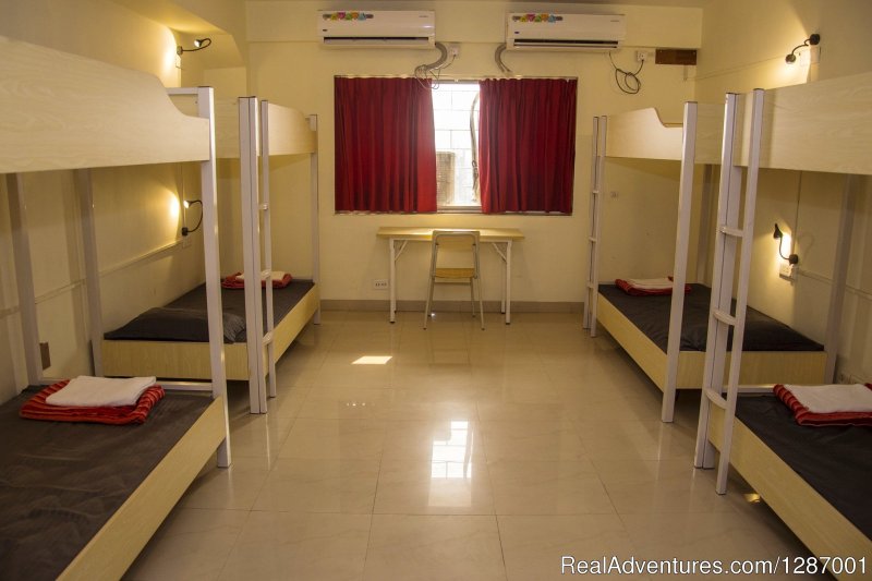Bunker Beds | Bunker Beds In The Heart Of Kolkata | Kolkata, India | Youth Hostels | Image #1/5 | 