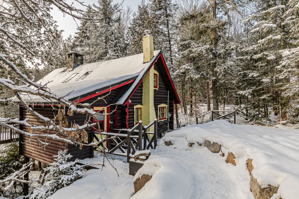 Cozy Cottage in the Laurentians | Sainte Adele, Quebec  | Vacation Rentals | Image #1/8 | 