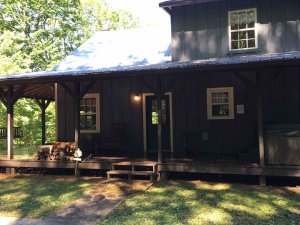 Morning Star Hideaway - Rustic Country Cabin