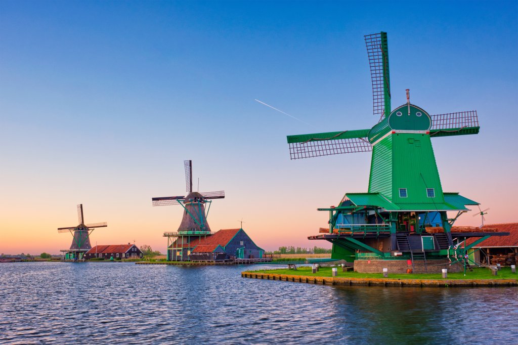 Zaanse Schans | Unforgettable daytrips from Amsterdam | Amersterdam, Netherlands | Sight-Seeing Tours | Image #1/8 | 