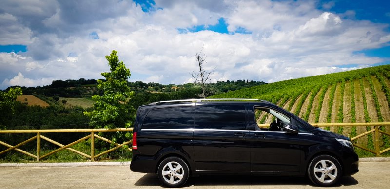 Rainbow Limos - Private Tours and Transfers | Image #4/4 | 