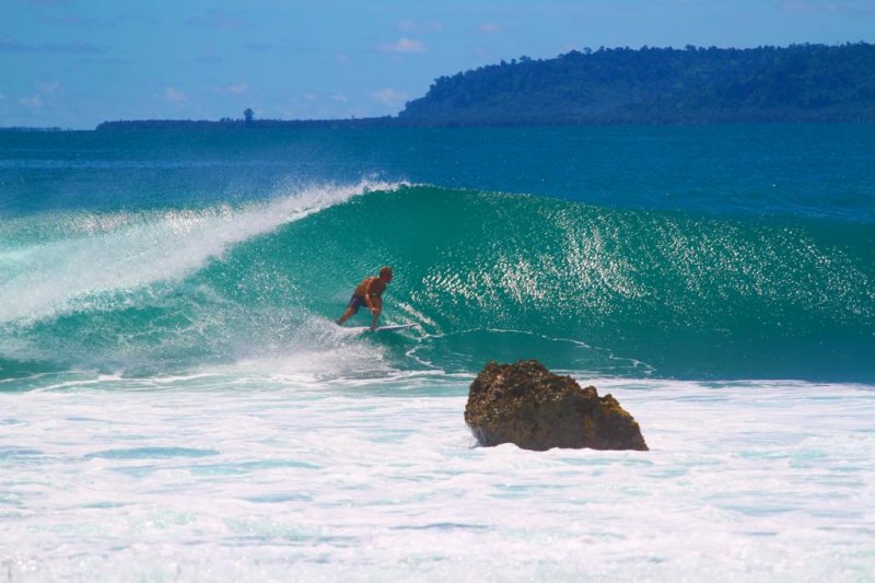 Mentawai Surfing Barrels | Padang, Indonesia | Surfing | Image #1/5 | 
