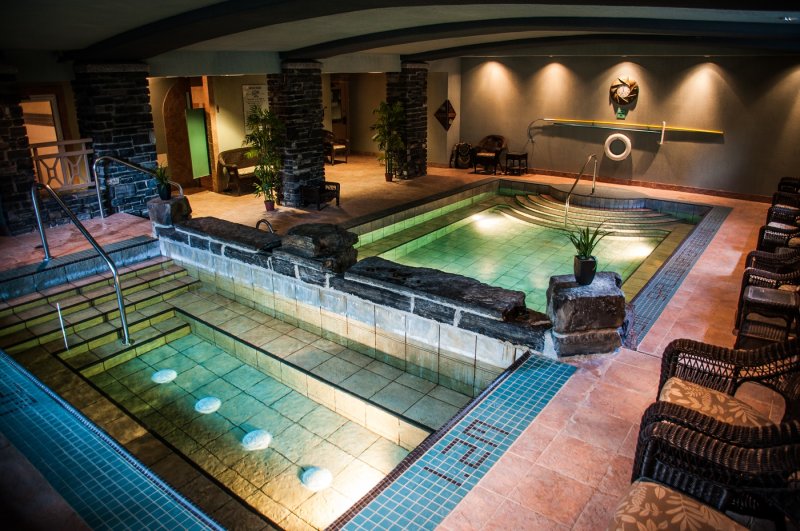 Pool | Royal Canadian Lodge | Image #7/7 | 