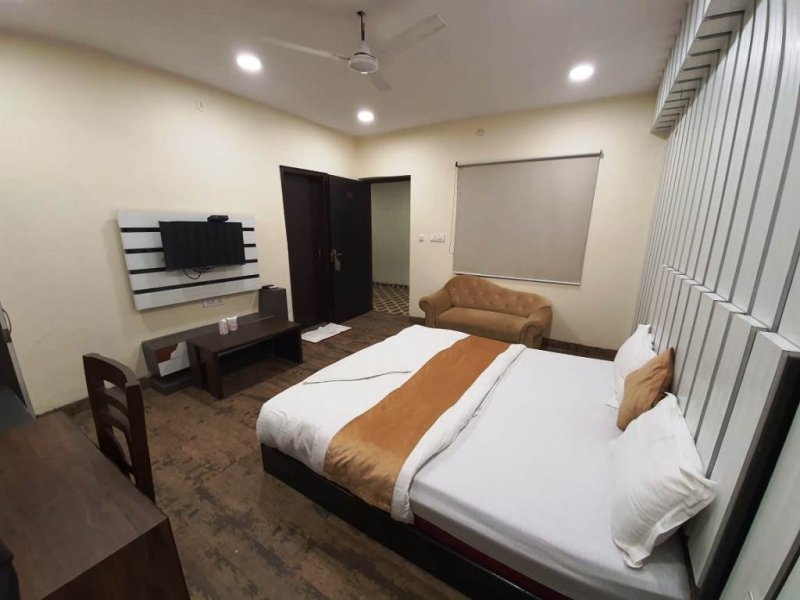 Hotel Mandakini Royale Kanpur - Rooms | Hotel Rooms with Banquet, Party halls at kanpur | Image #3/20 | 