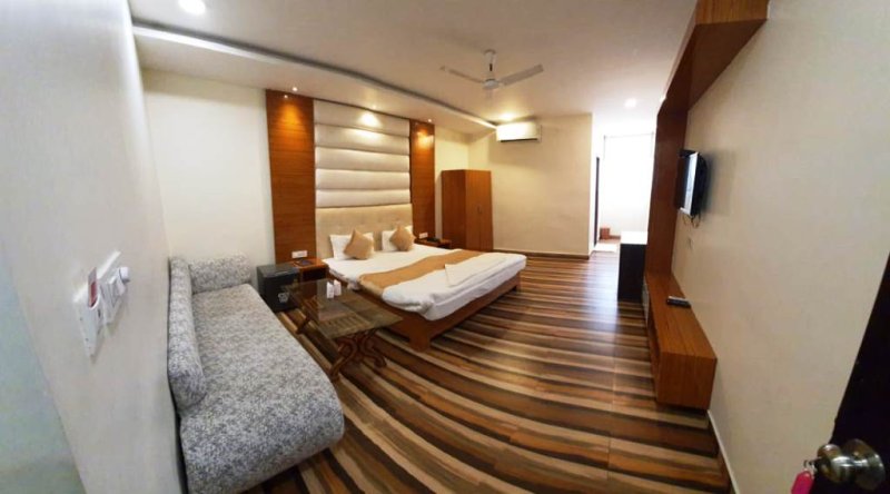 Hotel Mandakini Royale Kanpur - Rooms | Hotel Rooms with Banquet, Party halls at kanpur | Image #16/20 | 