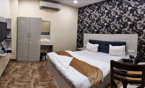 Hotel Mandakini Royale Kanpur - Rooms