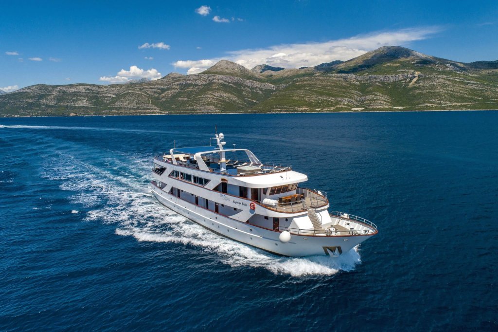 Ms Captain Bota | Unique  Southern Adriatic Cruising | Image #2/18 | 